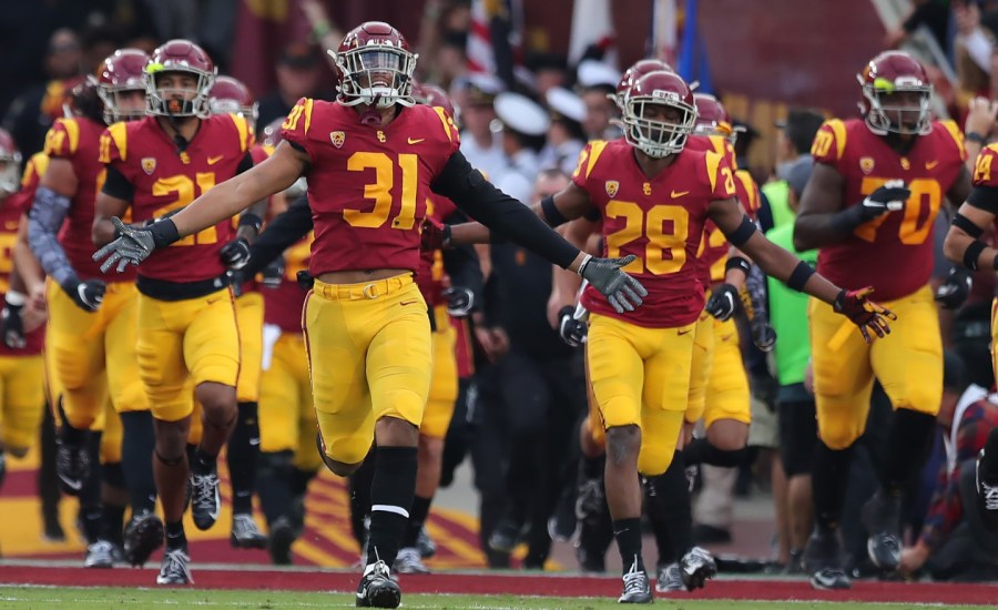 a photo of USC Trojans at a football game