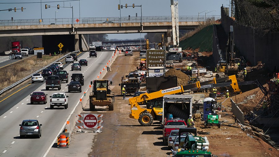 Construction to expand I-66 in Virginia