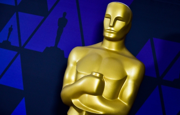 An Oscars statue