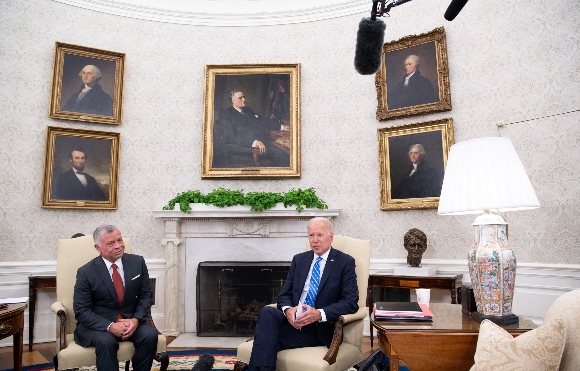 US President Joe Biden and Jordan's King Abdullah II hold a meeting in the Oval Office of the White House