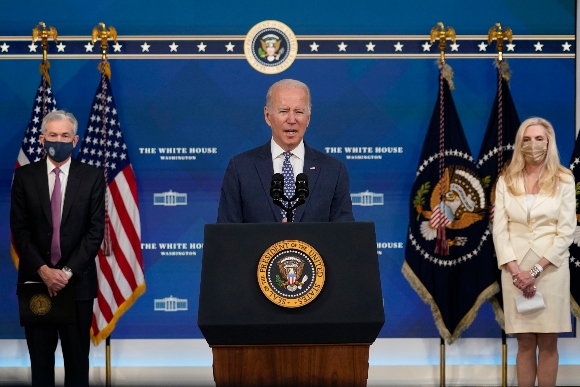 President Joe Biden, center, speaks as he announces that he is nominating Jerome Powell, left, for a second four-year term as Federal Reserve chair and Lael Brainard, right, as vice chair