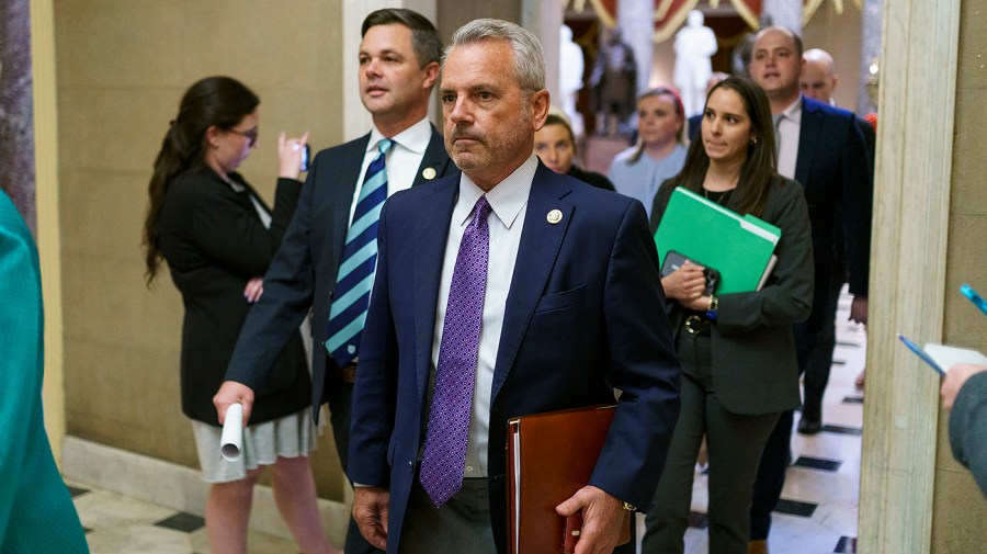 Reps. Mark Alford (R-Mo.) and Zach Nunn (R-Iowa)